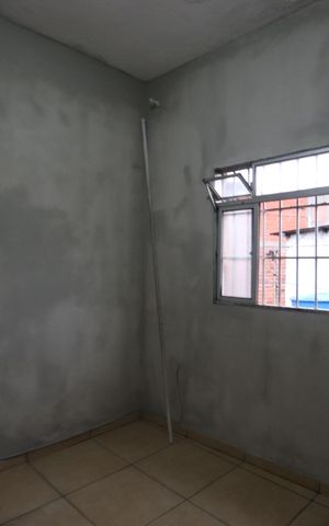 Casa para alugar com 55m², 1 quarto e sem vagaQuarto