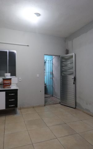Casa para alugar com 55m², 1 quarto e sem vagaSala e Cozinha