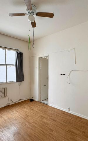 Studio para alugar com 23m², 1 quarto e sem vaga Studio para alugar com 23m², 1 quarto e sem vagaSala
