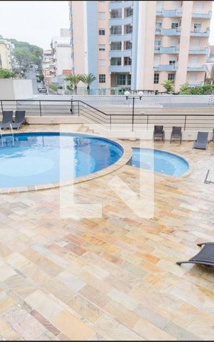 Apartamento à venda com 107m², 3 quartos e 2 vagas Apartamento à venda com 107m², 3 quartos e 2 vagasÁrea comum - Piscina