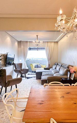 Apartamento à venda com 107m², 3 quartos e 2 vagas Apartamento à venda com 107m², 3 quartos e 2 vagasSala