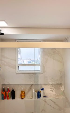 Apartamento à venda com 107m², 3 quartos e 2 vagas Apartamento à venda com 107m², 3 quartos e 2 vagasBanheiro da Suíte 1