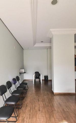 Apartamento à venda com 107m², 3 quartos e 2 vagas Apartamento à venda com 107m², 3 quartos e 2 vagasÁrea comum - Salão de festas