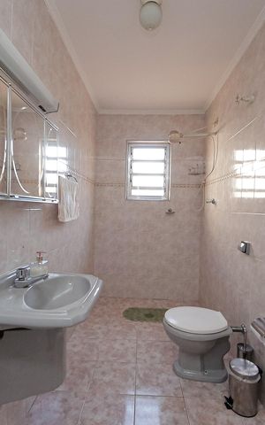 Casa à venda com 51m², 3 quartos e 1 vaga
