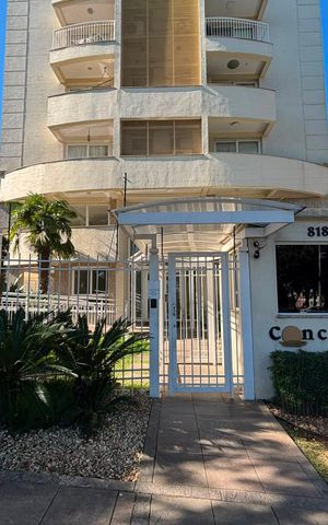 Apartamento à venda com 42m², 1 quarto e 1 vaga Apartamento à venda com 42m², 1 quarto e 1 vagaFachada