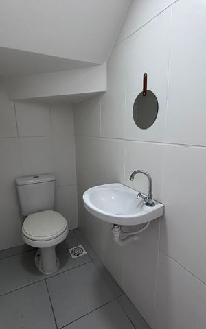 Casa de condomínio para alugar com 65m², 2 quartos e 1 vaga Casa de condomínio para alugar com 65m², 2 quartos e 1 vagaLavabo