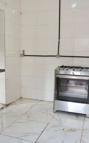 Studio para alugar com 28m², 1 quarto e sem vaga Studio para alugar com 28m², 1 quarto e sem vagaSala-Cozinha