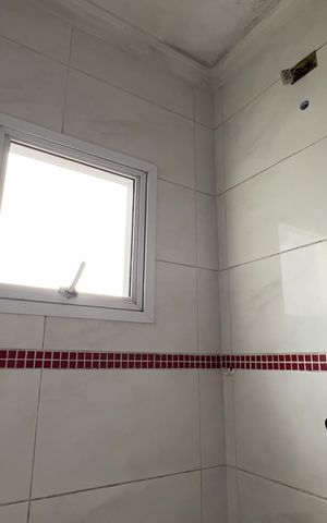 Casa à venda com 220m², 3 quartos e 1 vaga Casa à venda com 220m², 3 quartos e 1 vagaBanheiro