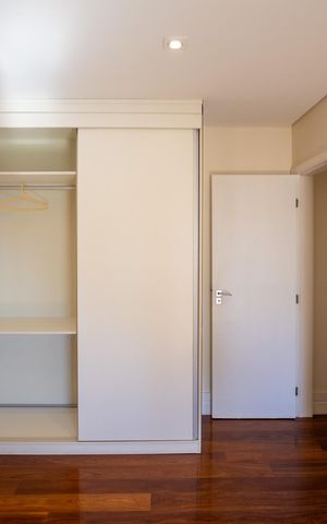 Apartamento à venda com 167m², 3 quartos e 2 vagas Apartamento à venda com 167m², 3 quartos e 2 vagasSuíte 3