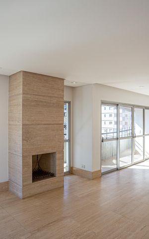 Apartamento à venda com 167m², 3 quartos e 2 vagas Apartamento à venda com 167m², 3 quartos e 2 vagasSala
