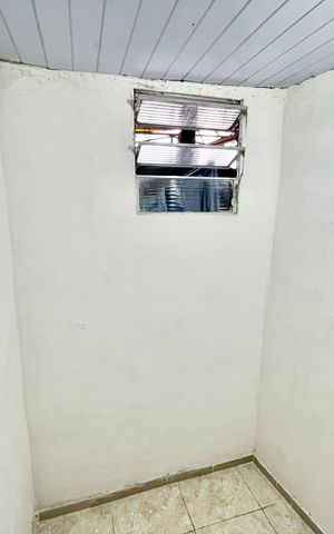 Casa para alugar com 40m², 1 quarto e sem vaga Casa para alugar com 40m², 1 quarto e sem vagaSala/Cozinha