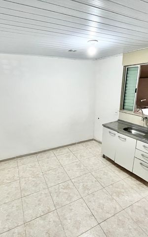 Casa para alugar com 40m², 1 quarto e sem vaga Casa para alugar com 40m², 1 quarto e sem vagaSala/Cozinha