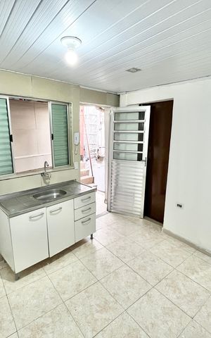 Casa para alugar com 40m², 1 quarto e sem vaga Casa para alugar com 40m², 1 quarto e sem vagaSala/Cozinha