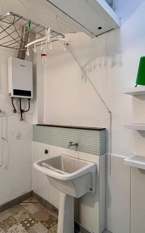 Apartamento à venda com 75m², 2 quartos e sem vaga Apartamento à venda com 75m², 2 quartos e sem vagaÁrea de Serviço
