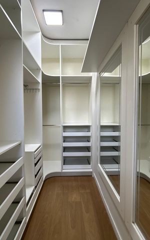 Casa para alugar com 500m², 7 quartos e 3 vagas Casa para alugar com 500m², 7 quartos e 3 vagasSuíte