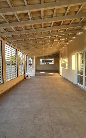 Casa para alugar com 500m², 7 quartos e 3 vagas Casa para alugar com 500m², 7 quartos e 3 vagasQuintal