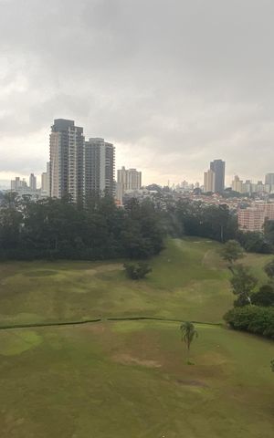 Apartamento à venda com 87m², 3 quartos e 2 vagas Apartamento à venda com 87m², 3 quartos e 2 vagasVaranda - Vista