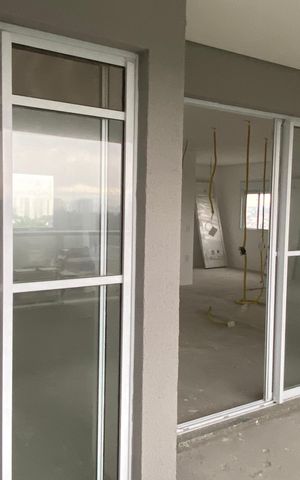 Apartamento à venda com 87m², 3 quartos e 2 vagas Apartamento à venda com 87m², 3 quartos e 2 vagasVaranda