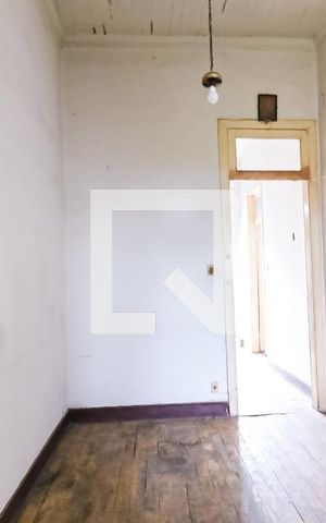 Casa à venda com 250m², 2 quartos e 1 vaga