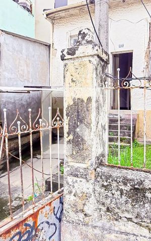 Casa à venda com 250m², 2 quartos e 1 vaga