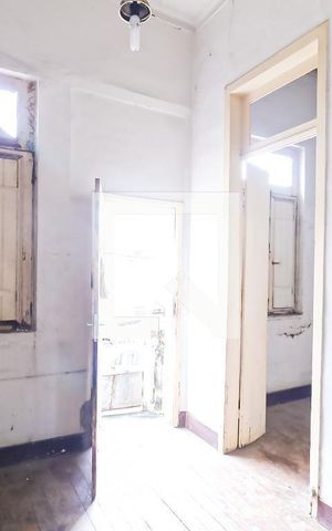 Casa à venda com 250m², 2 quartos e 1 vaga