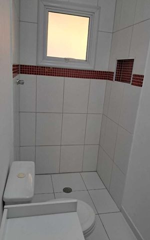 Casa à venda com 121m², 3 quartos e 2 vagasBanheiro