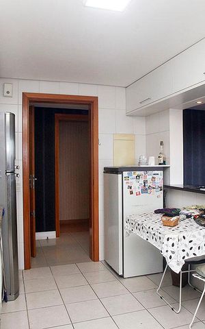 Apartamento para alugar com 130m², 3 quartos e 3 vagasCozinha