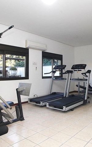 Apartamento para alugar com 130m², 3 quartos e 3 vagasÁrea Comum - Academia