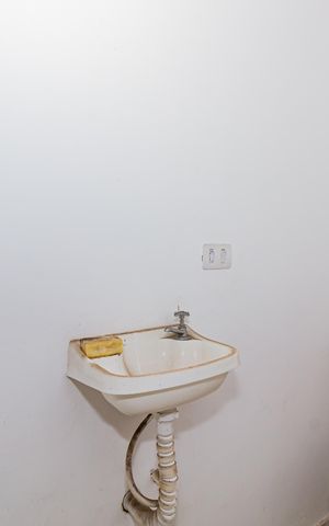 Casa à venda com 190m², 3 quartos e 3 vagas Casa à venda com 190m², 3 quartos e 3 vagasBanheiro de serviço