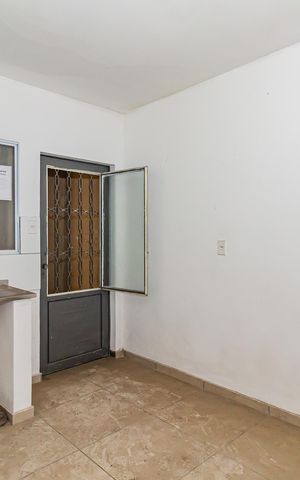 Casa à venda com 190m², 3 quartos e 3 vagas Casa à venda com 190m², 3 quartos e 3 vagasCozinha