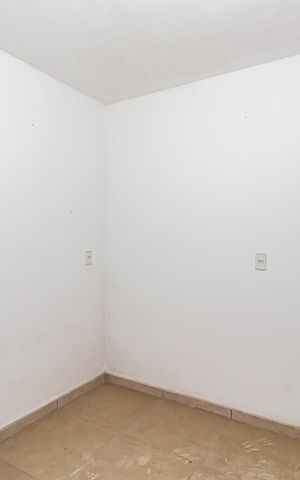 Casa à venda com 190m², 3 quartos e 3 vagas Casa à venda com 190m², 3 quartos e 3 vagasCozinha
