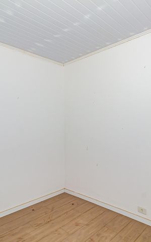 Casa à venda com 190m², 3 quartos e 3 vagas Casa à venda com 190m², 3 quartos e 3 vagasQuarto 2