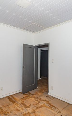 Casa à venda com 190m², 3 quartos e 3 vagas Casa à venda com 190m², 3 quartos e 3 vagasQuarto 1