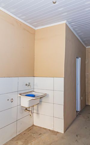 Casa à venda com 190m², 3 quartos e 3 vagas Casa à venda com 190m², 3 quartos e 3 vagasÁrea de Serviço