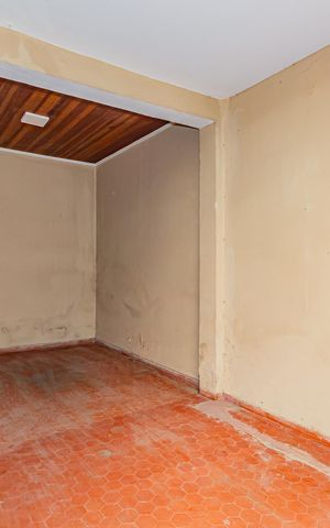 Casa à venda com 190m², 3 quartos e 3 vagas Casa à venda com 190m², 3 quartos e 3 vagasGaragem