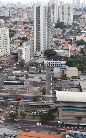 Apartamento à venda com 91m², 2 quartos e 2 vagasVista da suíte 1