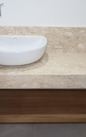 Apartamento à venda com 91m², 2 quartos e 2 vagasBanheiro