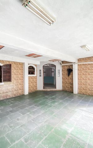 Casa à venda com 70m², 2 quartos e 1 vaga Casa à venda com 70m², 2 quartos e 1 vagaGaragem