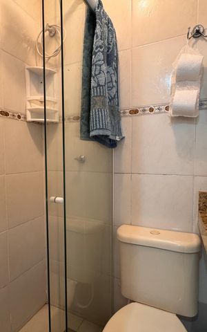 Casa de condomínio para alugar com 180m², 3 quartos e 2 vagasCozinha e Área de Serviço - Banheiro