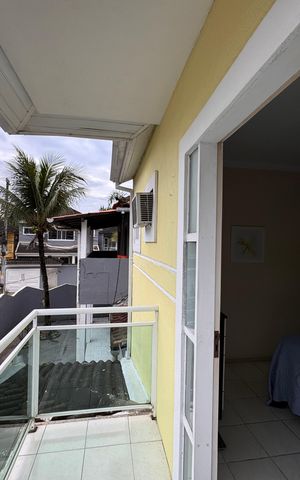Casa de condomínio para alugar com 180m², 3 quartos e 2 vagasSuíte 1 - Varanda