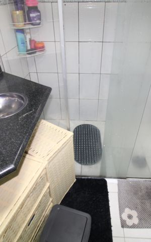 Apartamento à venda com 83m², 2 quartos e 2 vagasBanheiro