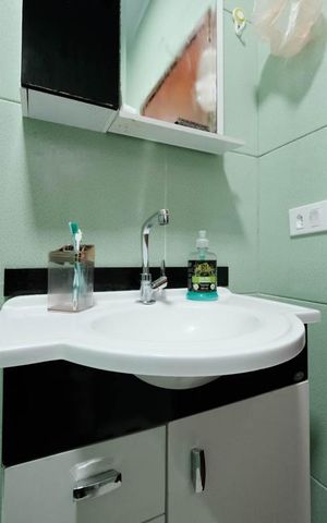 Casa à venda com 60m², 2 quartos e 1 vagaBanheiro