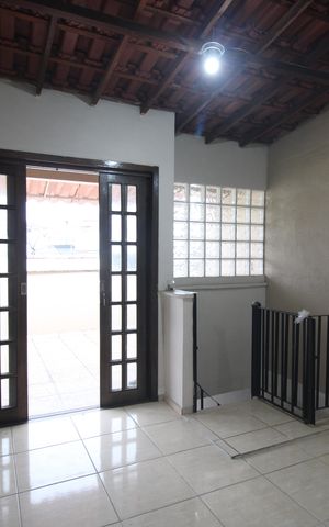Casa de condomínio à venda com 80m², 3 quartos e 1 vagaTerraço