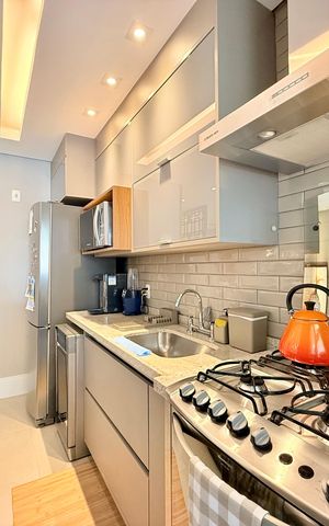 Apartamento à venda com 92m², 2 quartos e 2 vagas Apartamento à venda com 92m², 2 quartos e 2 vagasCozinha