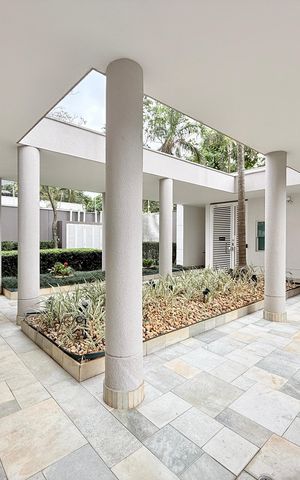 Apartamento à venda com 92m², 2 quartos e 2 vagas Apartamento à venda com 92m², 2 quartos e 2 vagasEntrada