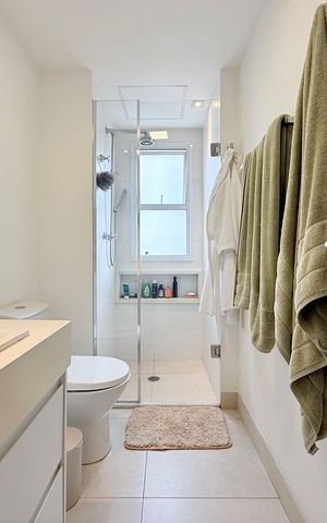 Apartamento à venda com 92m², 2 quartos e 2 vagas Apartamento à venda com 92m², 2 quartos e 2 vagasBanheiro Suíte 2