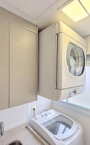 Apartamento à venda com 92m², 2 quartos e 2 vagas Apartamento à venda com 92m², 2 quartos e 2 vagasÁrea de Serviço