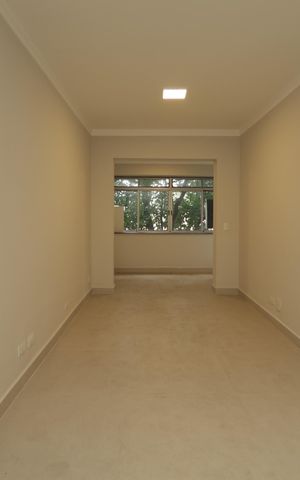 Apartamento à venda com 110m², 2 quartos e sem vagaSala