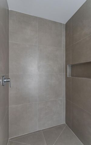 Apartamento à venda com 89m², 3 quartos e 2 vagas Apartamento à venda com 89m², 3 quartos e 2 vagasBanheiro
