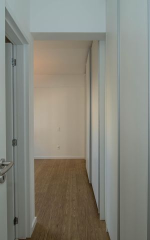 Apartamento à venda com 85m², 3 quartos e 2 vagas Apartamento à venda com 85m², 3 quartos e 2 vagasSuíte